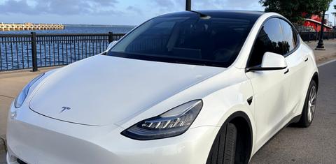 Tesla Model Y 2021