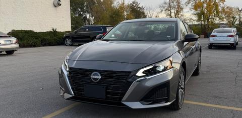 Nissan Altima 2025