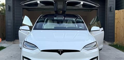 Tesla Model X 2022