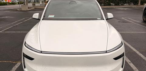 Tesla Model Y 2026
