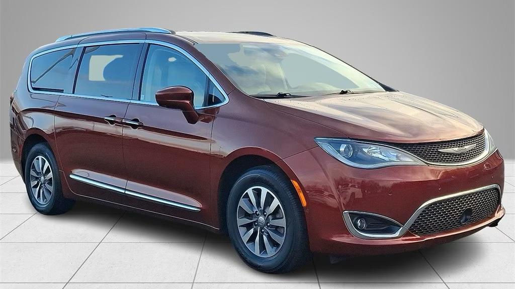 Chrysler Pacifica 2020 in Bethlehem, PA