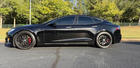 Tesla Model S 2021