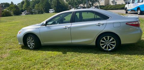 Toyota Camry Hybrid 2015