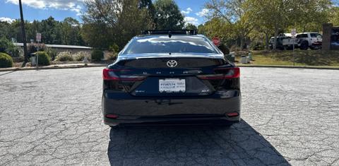 Toyota Camry Hybrid 2026