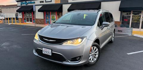 Chrysler Pacifica 2017