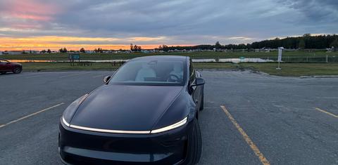 Tesla Model Y 2026