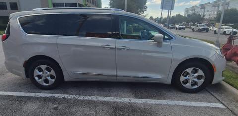 Chrysler Pacifica 2017