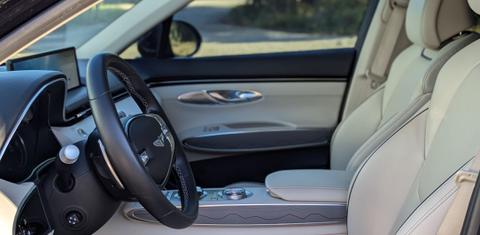 Genesis GV70 2022
