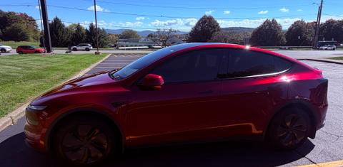Tesla Model Y 2026