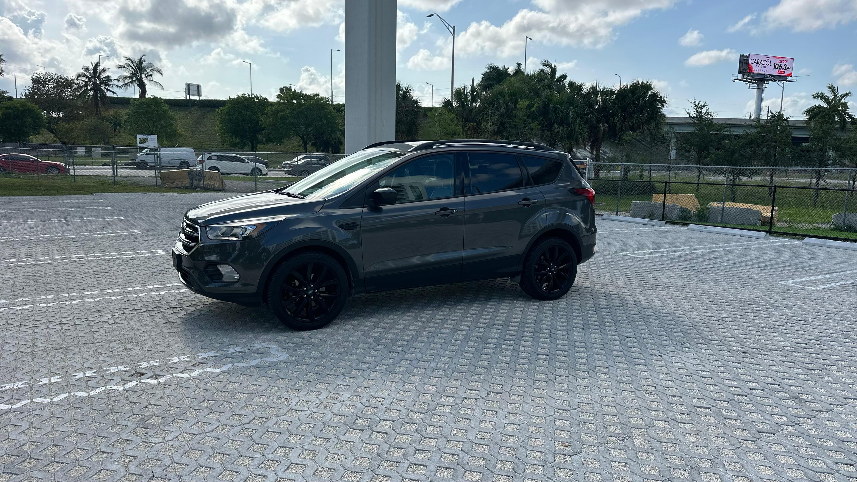 Ford Escape 2019 in Miami, FL