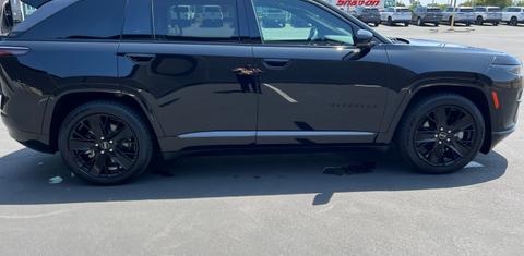 Jeep Wagoneer S 2024