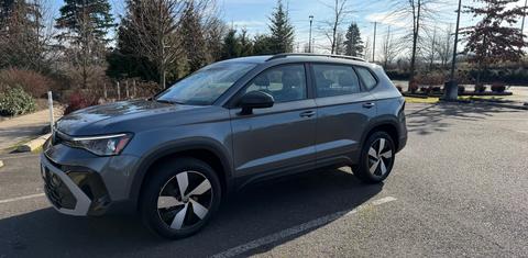 Volkswagen Taos 2025