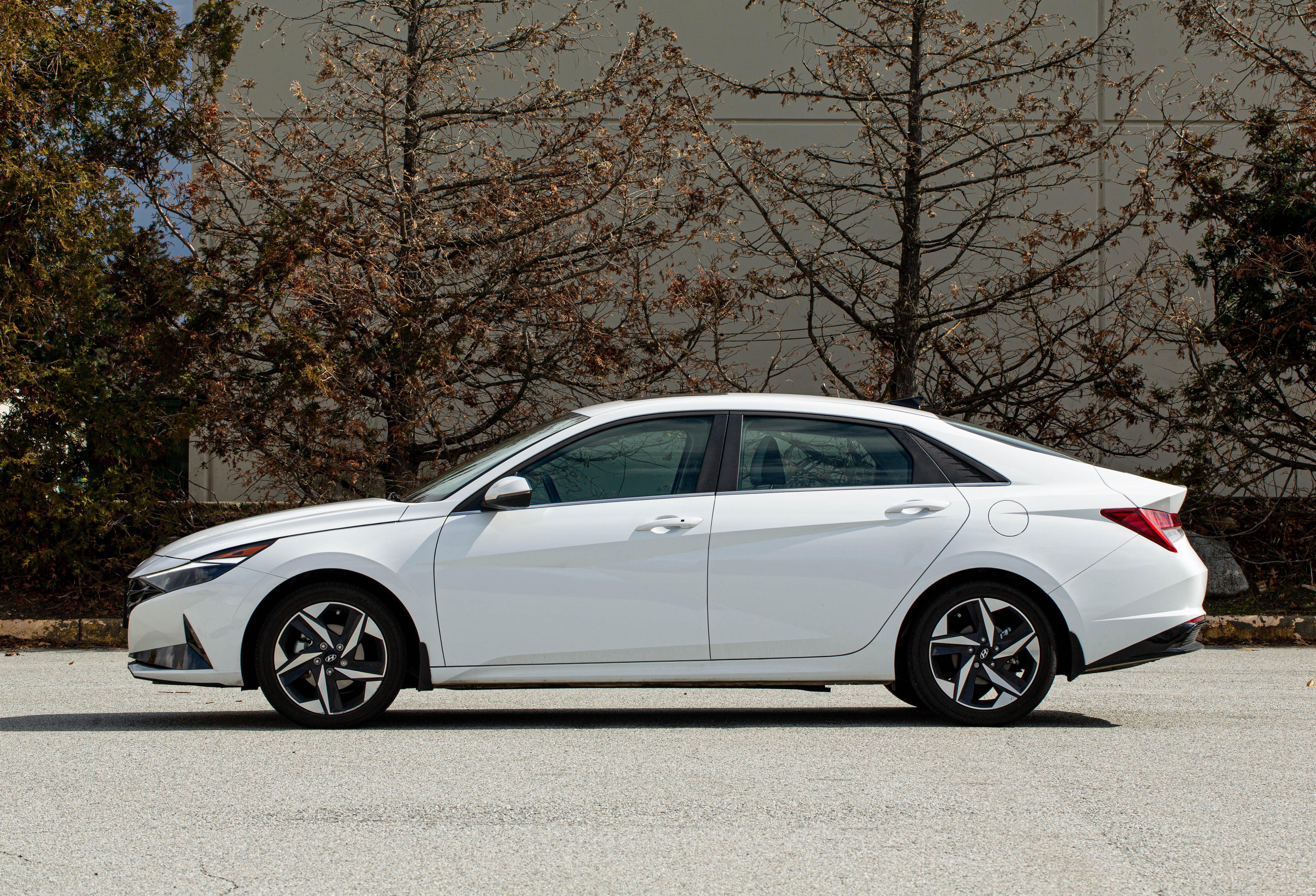 Hyundai Elantra Hybrid 2023 à Richmond, BC