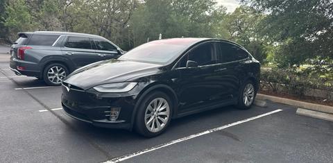 Tesla Model X 2019