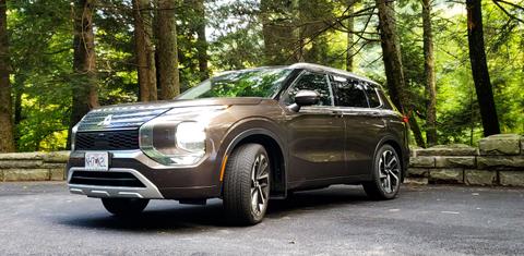 Mitsubishi Outlander 2022
