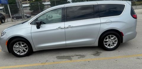 Chrysler Pacifica 2024