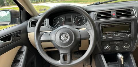 Volkswagen Jetta 2012