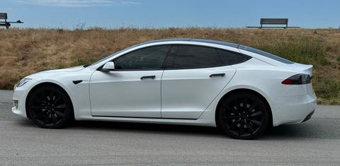 Tesla Model S 2018