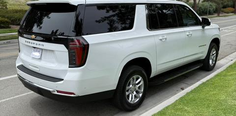 Chevrolet Suburban 2025