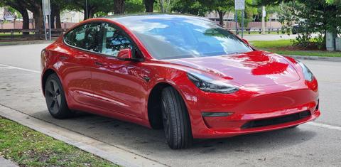 Tesla Model 3 2023