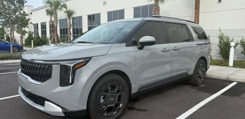 Kia Carnival Hybrid 2026
