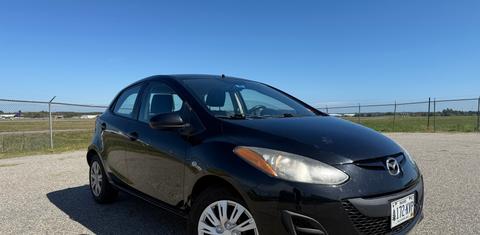Mazda Mazda2 2013