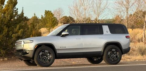 Rivian R1S 2026