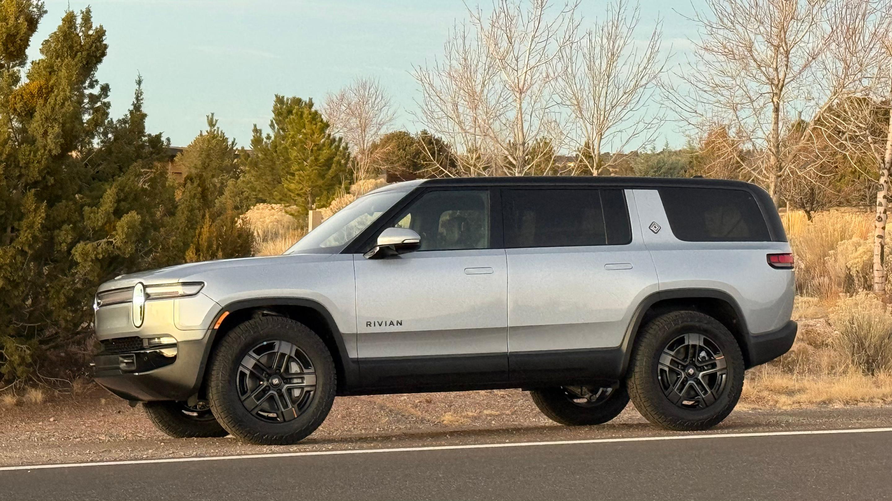 Rivian R1S 2026 in Santa Fe, NM