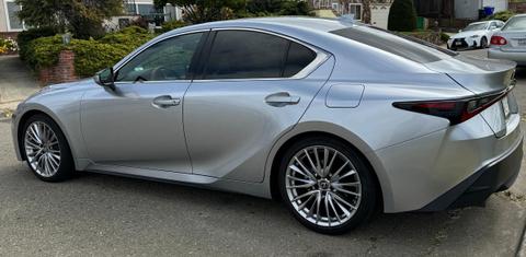 Lexus IS 2023