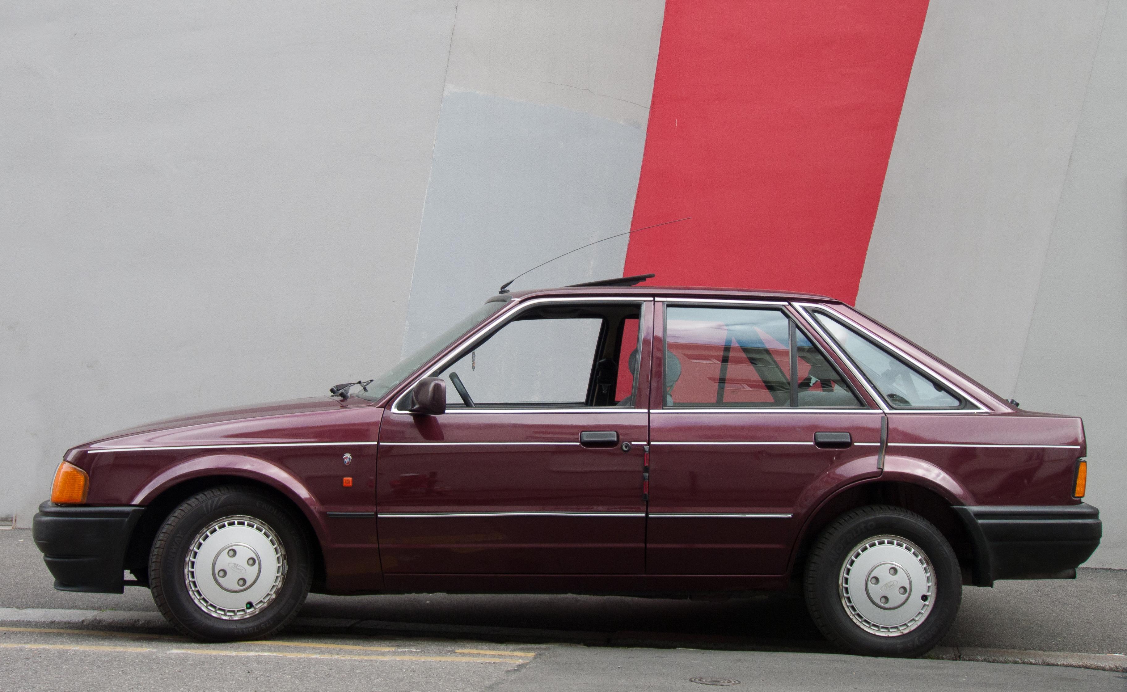 Ford ESCORT 1989 à Nantes