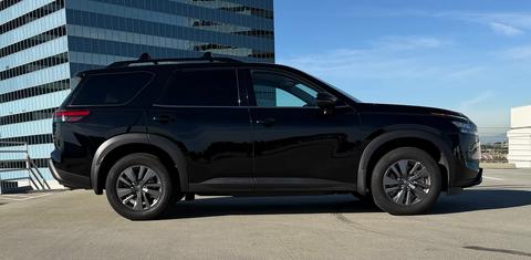 Nissan Pathfinder 2025