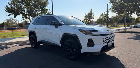 Toyota RAV4 Plug-In Hybrid 2026