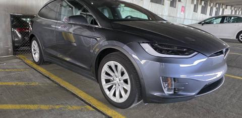 Tesla Model X 2017