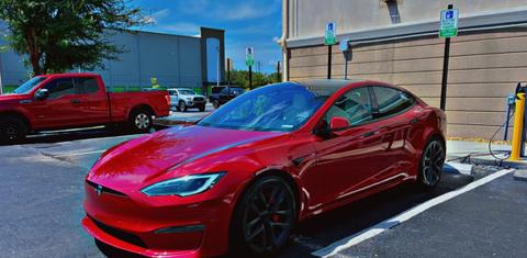 Tesla Model S 2024