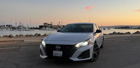 Nissan Altima 2023