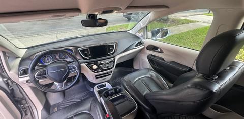 Chrysler Pacifica 2017
