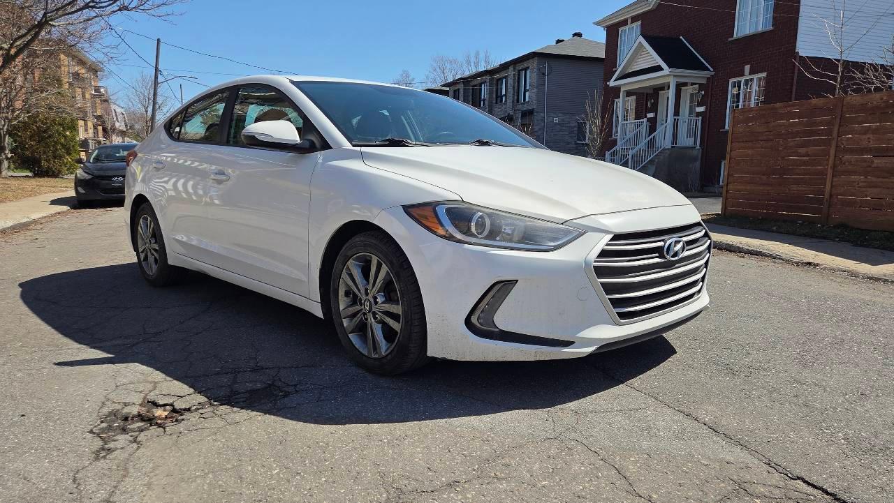 Hyundai Elantra 2017 in Longueuil, QC