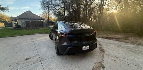 Tesla Model Y 2026