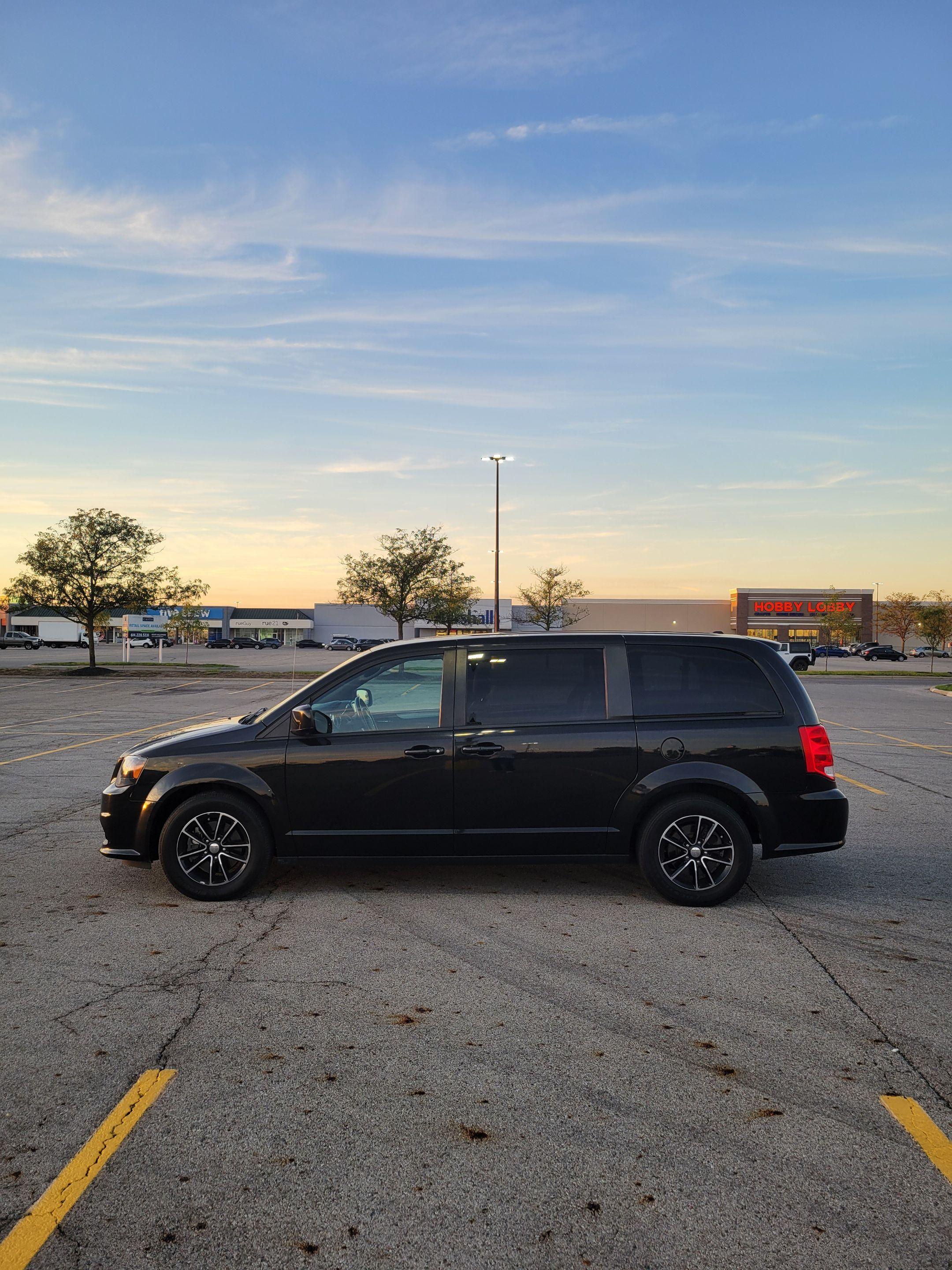 Dodge Grand Caravan 2019 in Columbus, OH