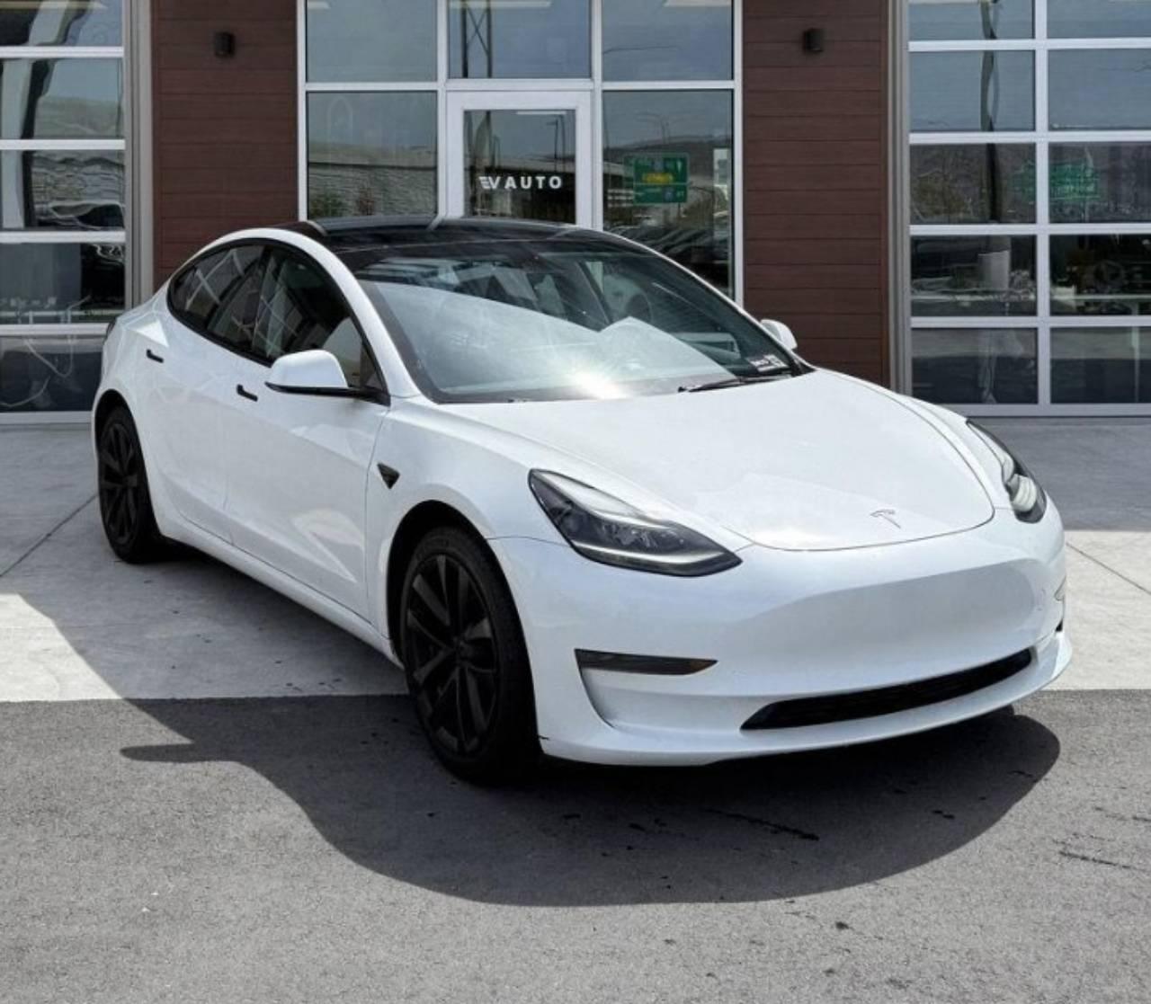 Tesla Model 3 2023 in Strawberry, CA
