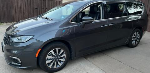 Chrysler Pacifica 2022