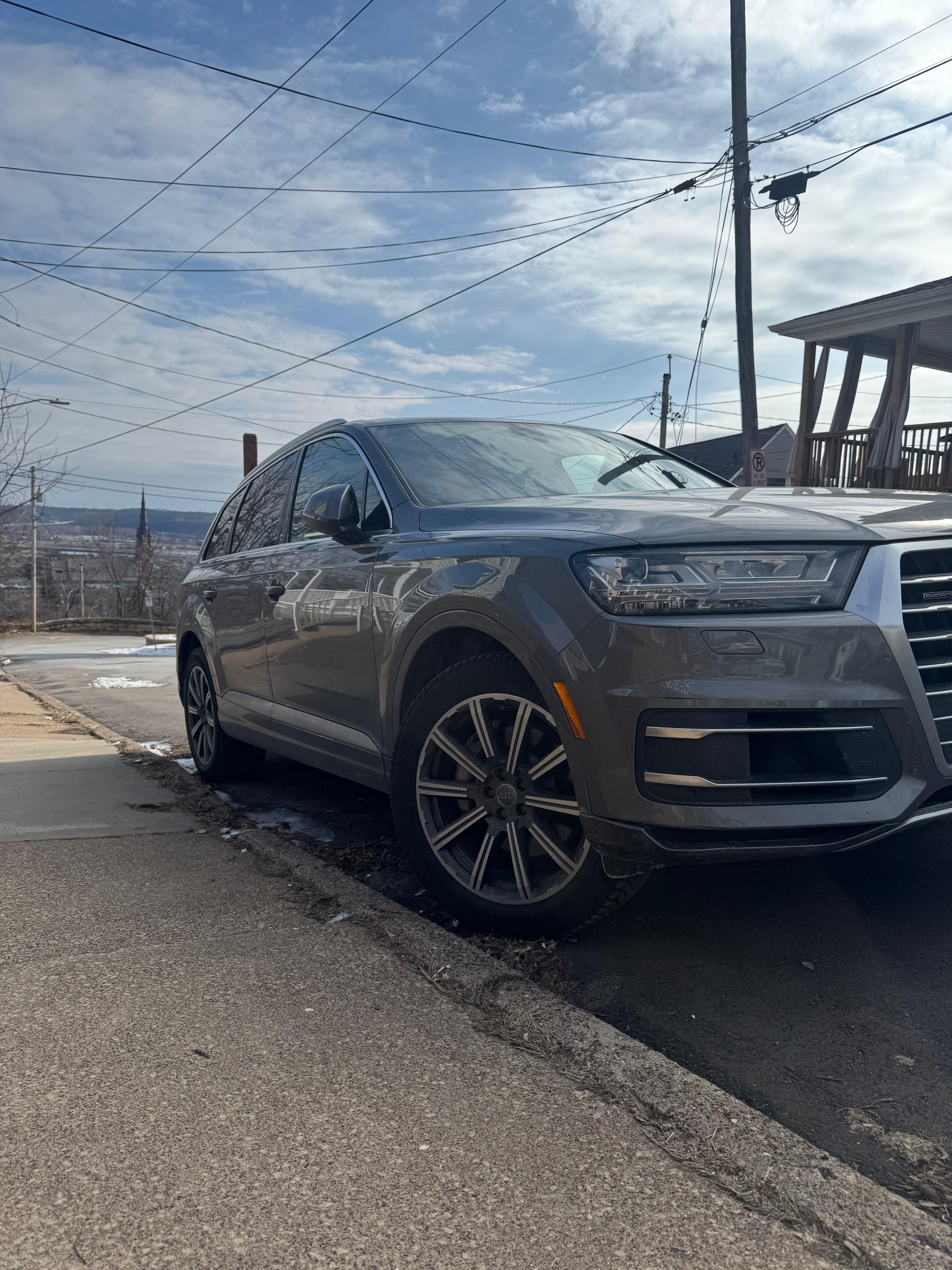 Audi Q7 2017 in Dubuque, IA