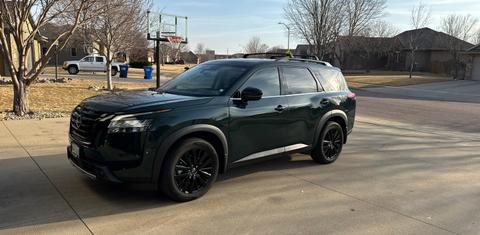 Nissan Pathfinder 2023