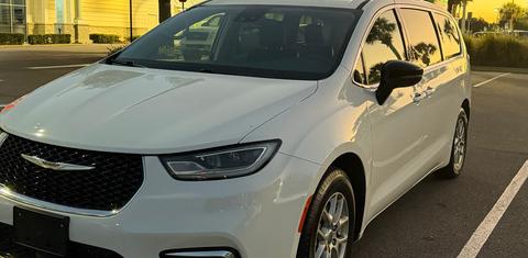 Chrysler Pacifica 2024