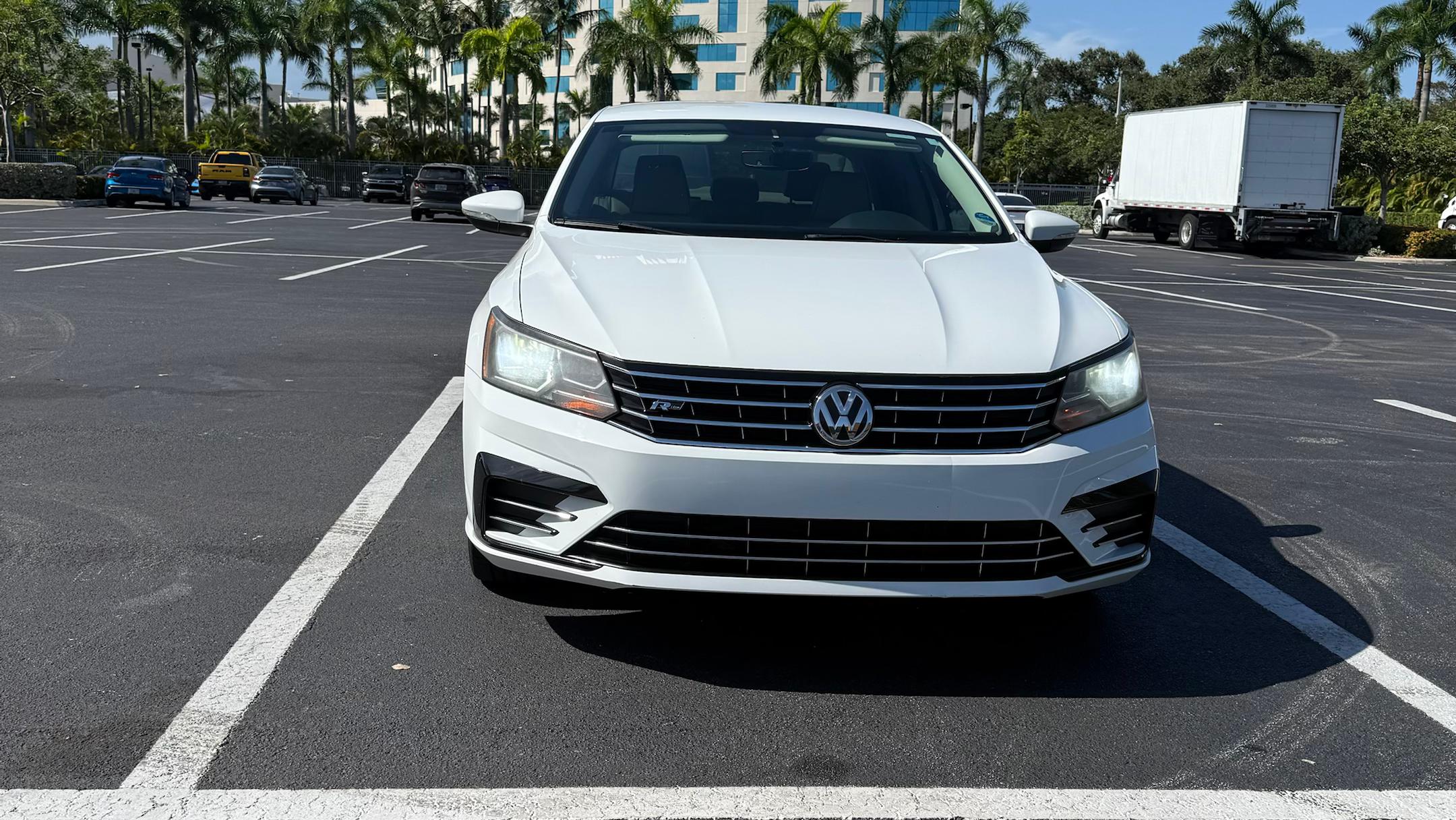 Volkswagen Passat 2017 in 