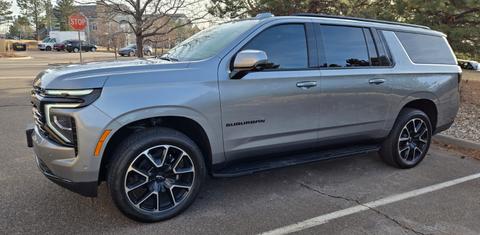 Chevrolet Suburban 2025