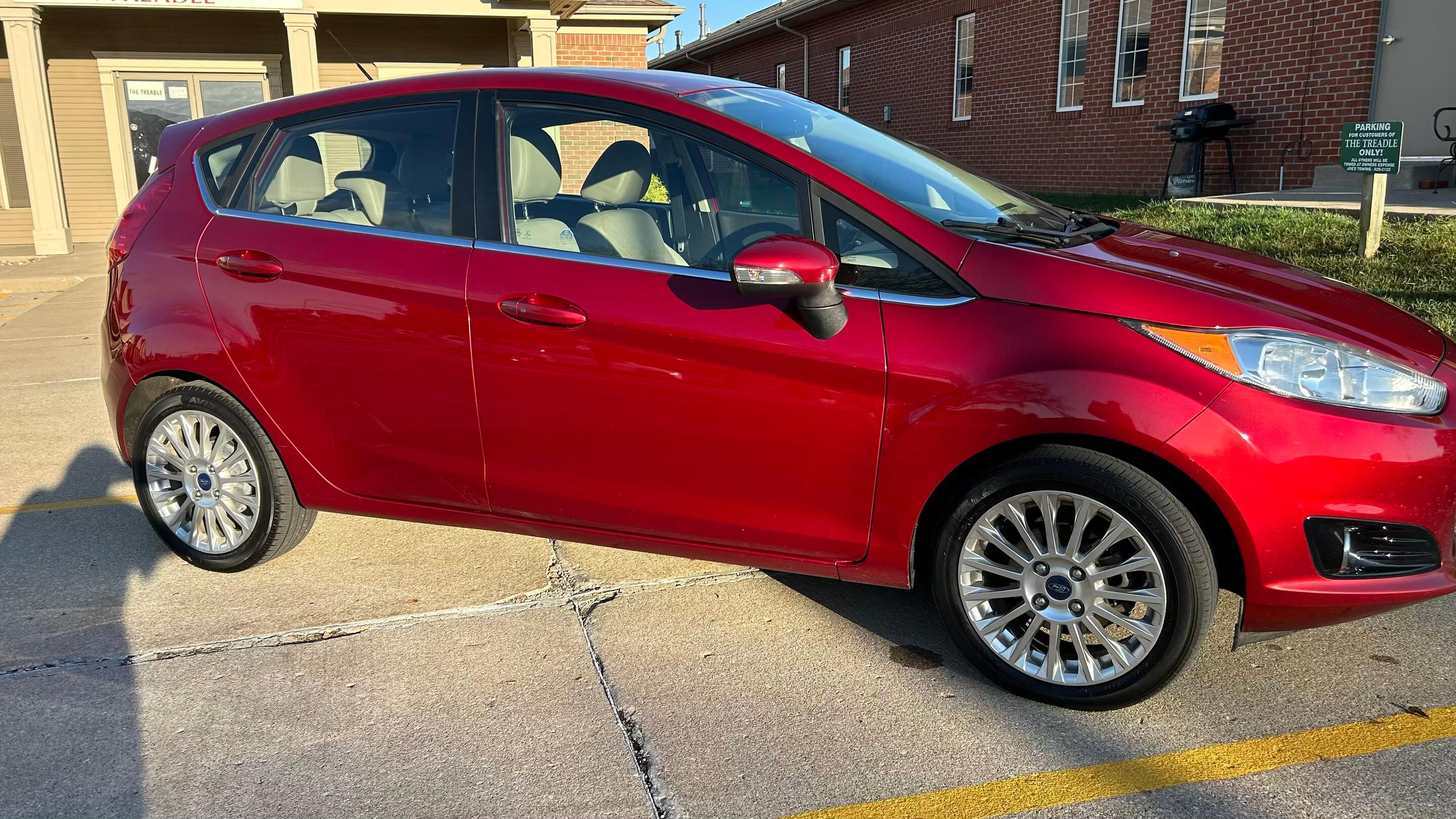 Ford Fiesta 2014 in Decatur, IL