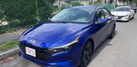 Hyundai Elantra 2023