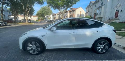Tesla Model Y 2021