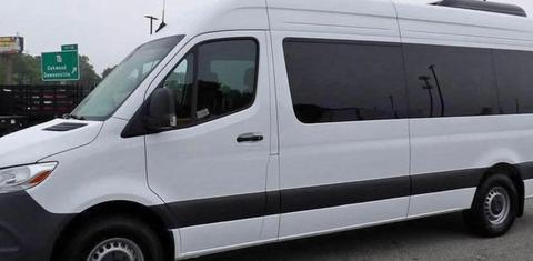 Mercedes-Benz Sprinter 2025